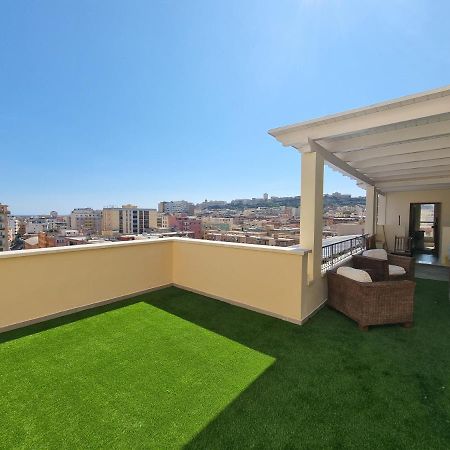 Attico Panoramico Cagliari Daire Dış mekan fotoğraf