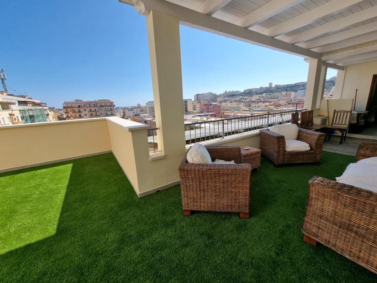 Attico Panoramico Cagliari Daire Dış mekan fotoğraf